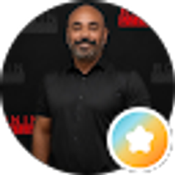 Profile photo of Robert Quintero