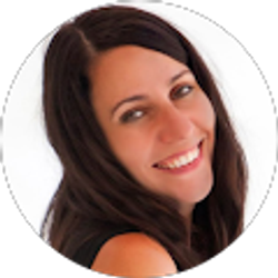 Profile photo of Tina Gionis