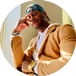 Profile photo of Elisha Earley