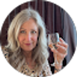 Profile photo of Holly Fath