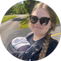 Profile photo of Adrianna Floyd