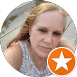 Profile photo of Laura