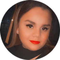 Profile photo of Lucia Gonzalez