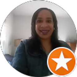 Profile photo of Kelly Upshaw