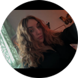 Profile photo of maddie jones