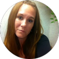 Profile photo of Tia Lee