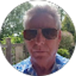 Profile photo of Robert Thompson