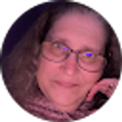 Profile photo of Heidi Parsons