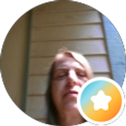 Profile photo of Rebecca Hunt