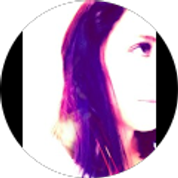 Profile photo of Holly Frances