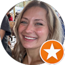 Profile photo of Dee Maya