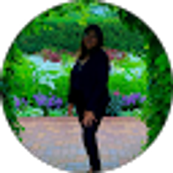 Profile photo of Ana Luna