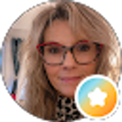 Profile photo of Sharon whitehead