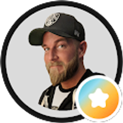Profile photo of Lee