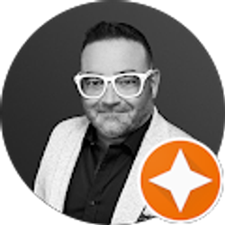 Profile photo of E T