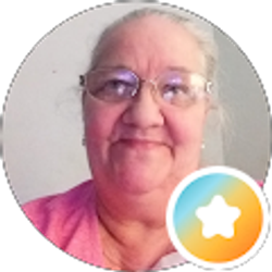 Profile photo of Lynn Collette