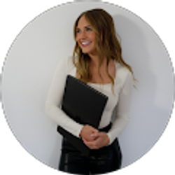 Profile photo of Shayla Bushell