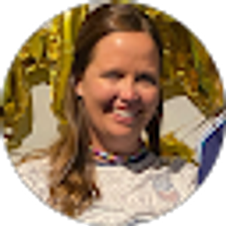 Profile photo of Stephanie Smith