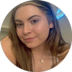 Profile photo of Cassie Bergeron