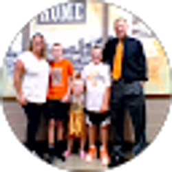 Profile photo of Kellie Mulnix