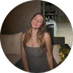 Profile photo of Isabella Barretta