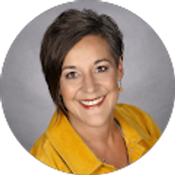 Profile photo of Rachael Sogge