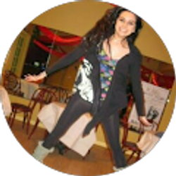 Profile photo of Eleni Merriman