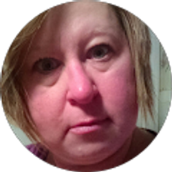 Profile photo of Stacy Raynor