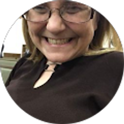 Profile photo of Tracey Dickenson