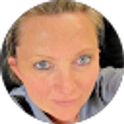Profile photo of Mandy Fuller
