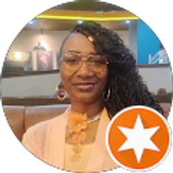 Profile photo of Mrs Dee