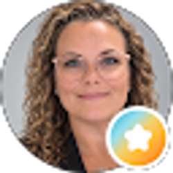 Profile photo of Crystal Campbell