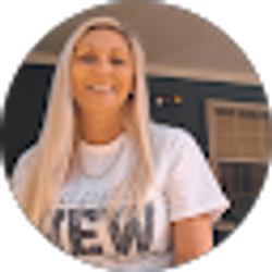 Profile photo of Alexis Gaylor
