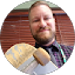 Profile photo of Mike Earnshaw