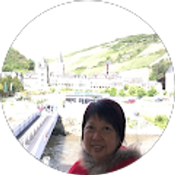 Profile photo of Lisa Akoon-Chang