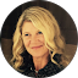 Profile photo of Tracy Bender
