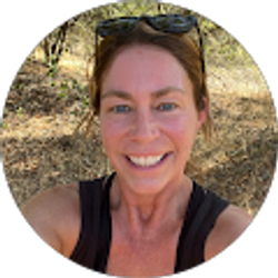 Profile photo of sarah looney