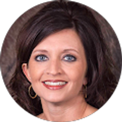 Profile photo of Kim Watts