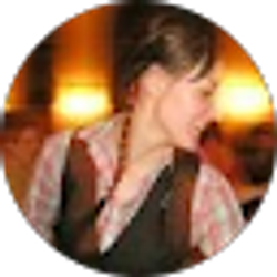 Profile photo of Lindsay Heath