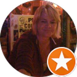 Profile photo of Carolyn Hodgson