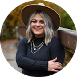 Profile photo of Alyssa Coppinger