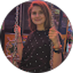 Profile photo of Courtney Amburn