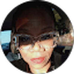 Profile photo of Christen Farris