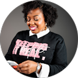 Profile photo of Amaya Hardy