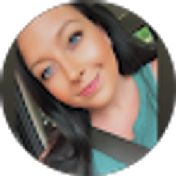 Profile photo of Courtney Spinks