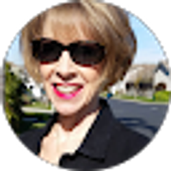 Profile photo of Carolyn Angelino