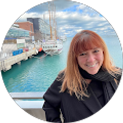 Profile photo of Carrie Wennerdahl