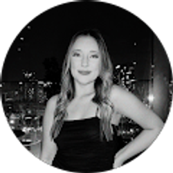 Profile photo of Sadie Lewis