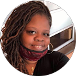 Profile photo of Lyneh Black