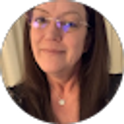 Profile photo of Leah Smith